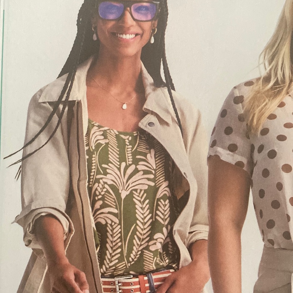 Cabi Balcony Cami size Medium